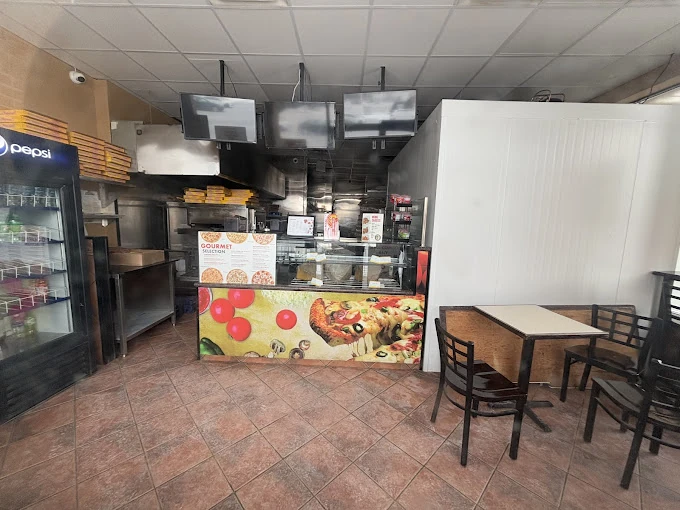 Gino’s Pizza - North York project photo 1